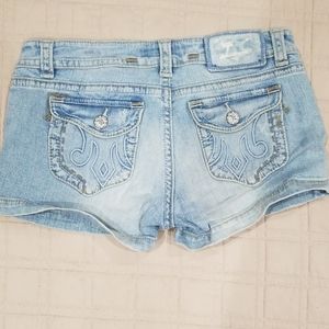 MEK LIGHT JEAN SHORTS